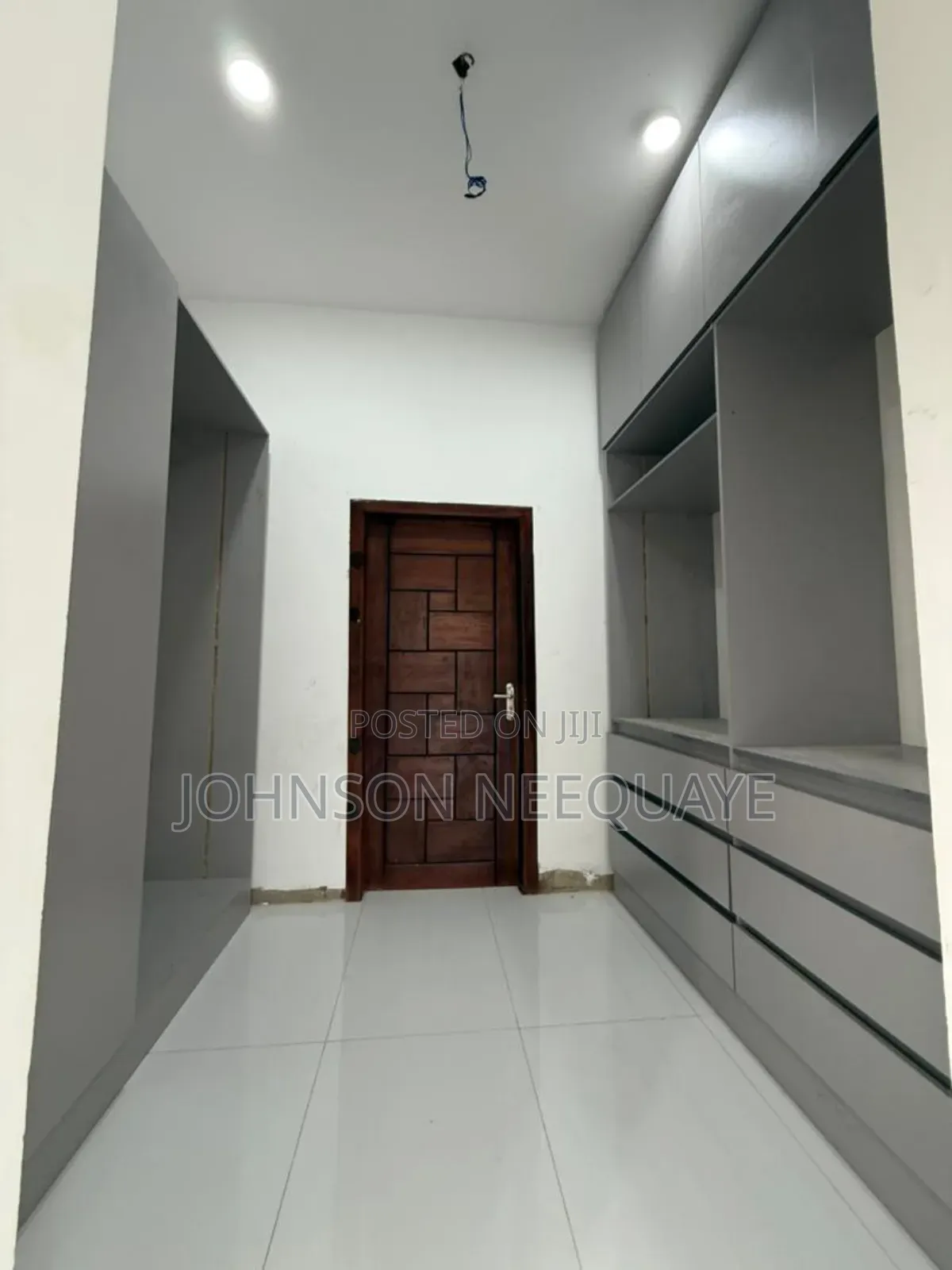 3bdrm House in Sakumono for sale