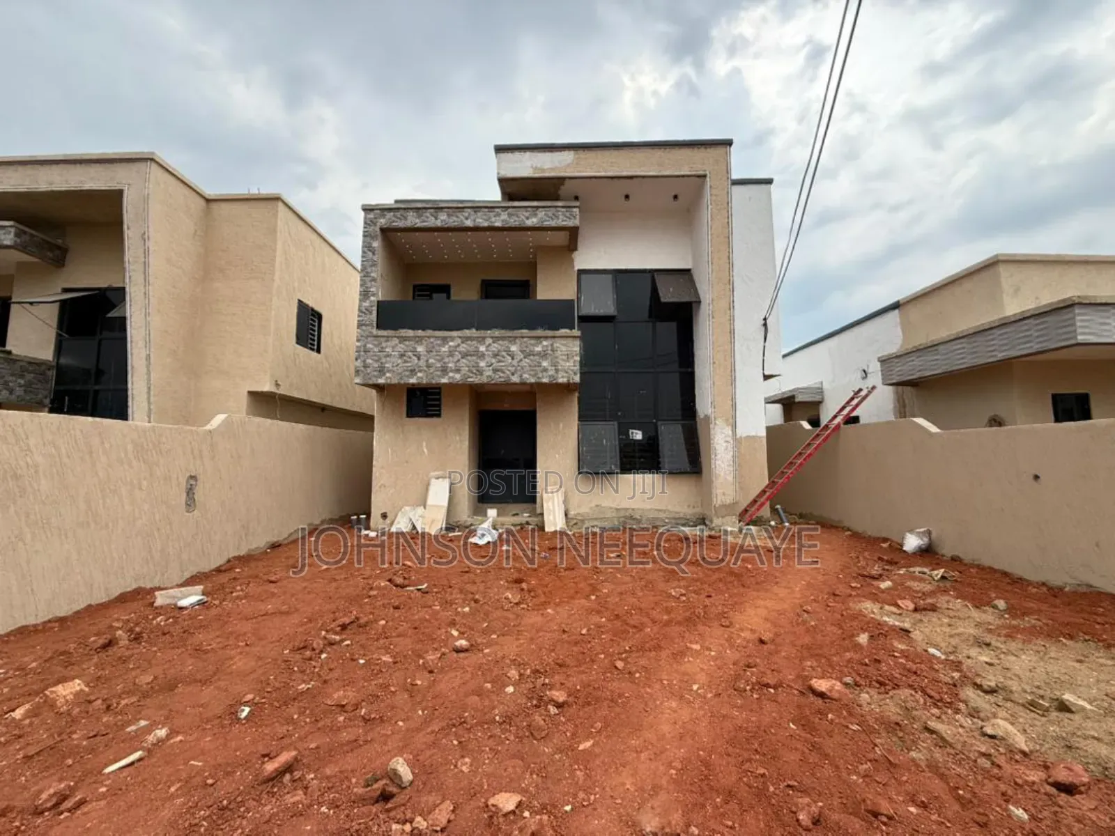 4bdrm House in Sakumono for sale