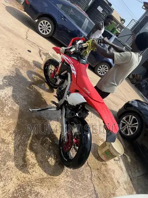 Honda 2019 Red