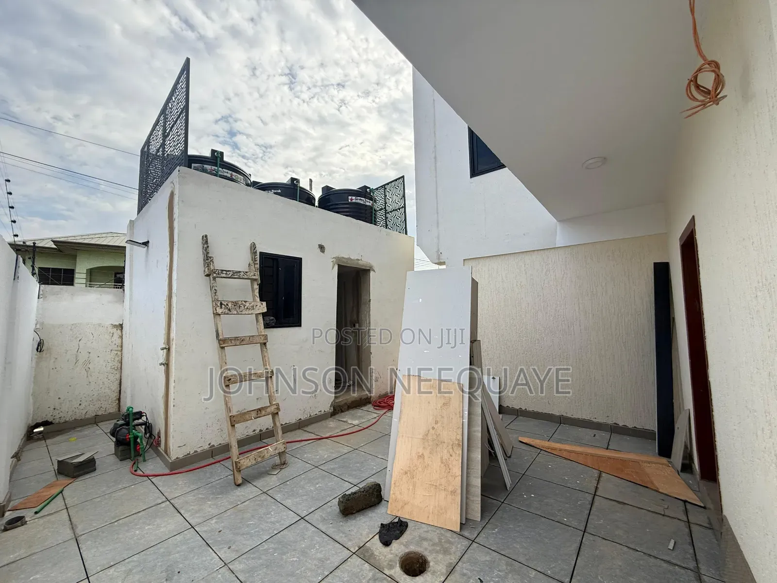 4bdrm House in Labone Junction for sale