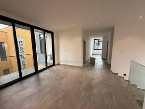 4bdrm Duplex in Hometrust Properties, Nmai-Dzorn for sale