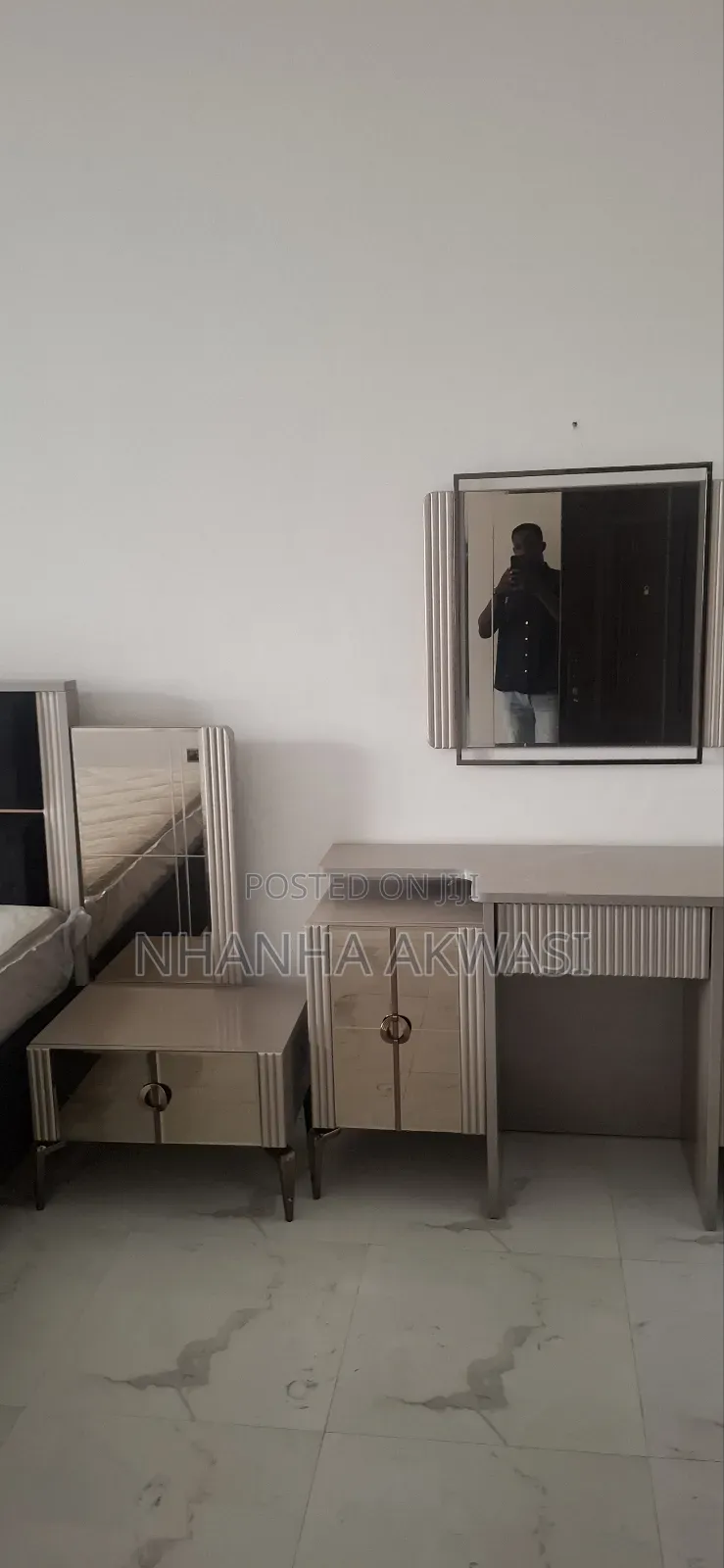 Furnished 4bdrm House in Community 12, Tema Metropolitan for rent