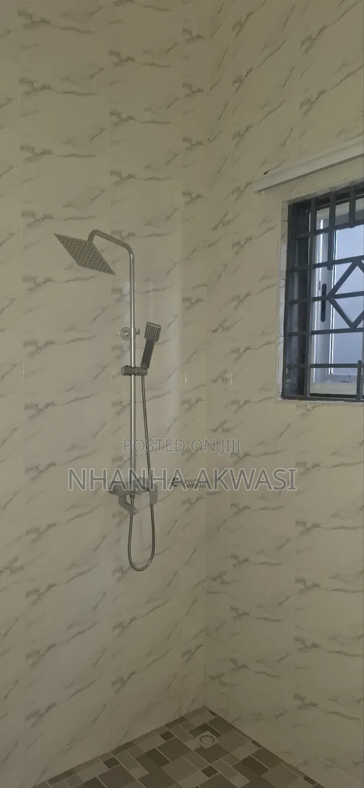Furnished 4bdrm House in Community 12, Tema Metropolitan for rent