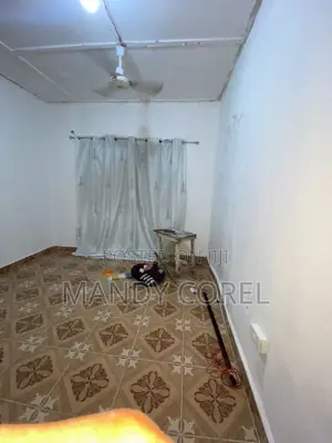1bdrm Room & Parlour in Peace Clinic Area for rent