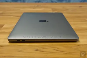 Laptop Apple MacBook Pro 2019 8GB Intel Core i5 SSD 256GB