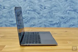Laptop Apple MacBook Pro 2019 8GB Intel Core i5 SSD 256GB