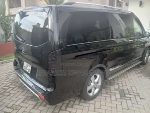 Mercedes-Benz Vito 2017 Black