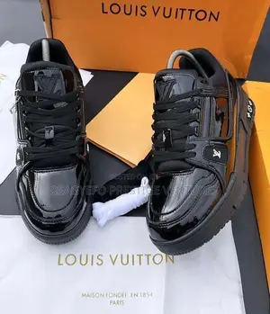 Quality Louis Vuitton Lv Trainer Black