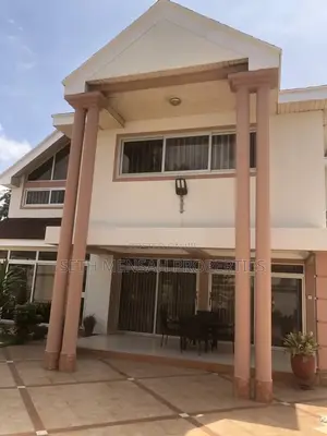 4bdrm House in Seth, Osu Ako-Adjei for rent