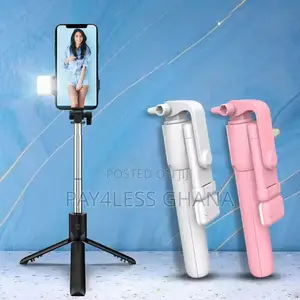 Selfie Stick Wireless Live Tripod