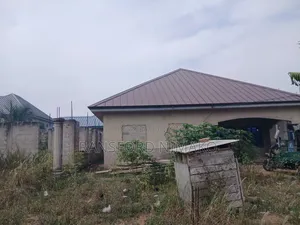 4bdrm House in Gomoa East for sale