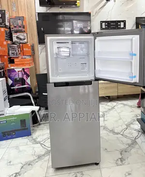 Elegant Samsung Rt 28 Double Door Electric Fridge(Gross Silver)