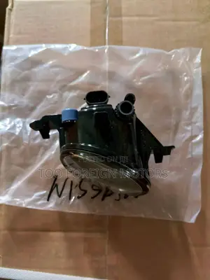 Nissan Fog Lamp