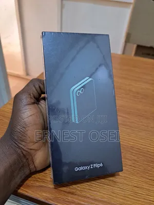 New Samsung Galaxy Z Flip6 256 GB