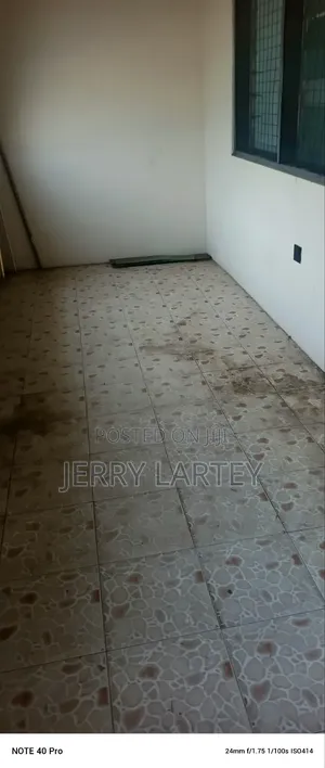 2bdrm Apartment in Dansoman for rent