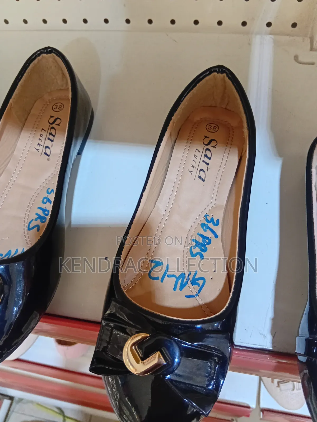 Ladies Flat Shoes