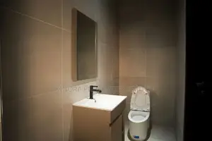 4bdrm Duplex in School Junction for sale