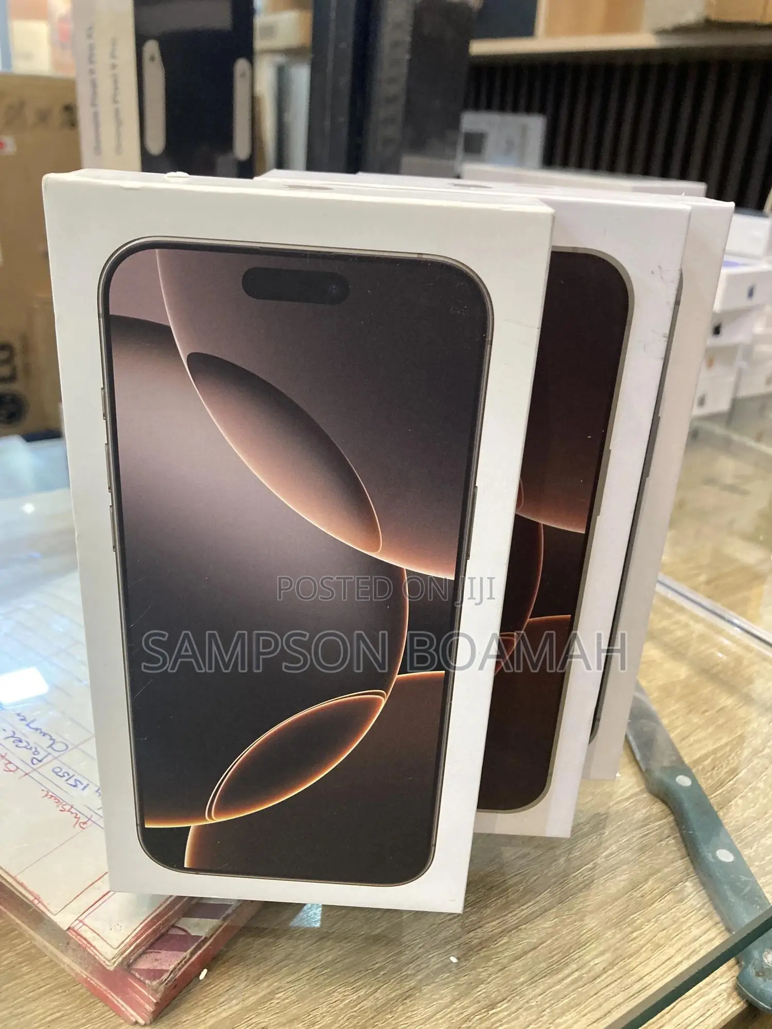New Apple iPhone 16 Pro Max 256 GB Black
