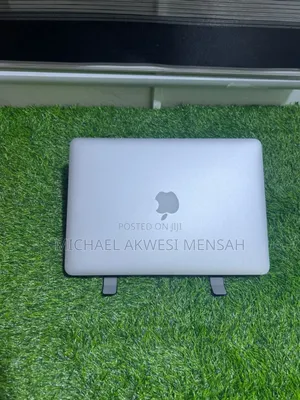 Laptop Apple MacBook Pro 8GB Intel Core i5 SSD 256GB