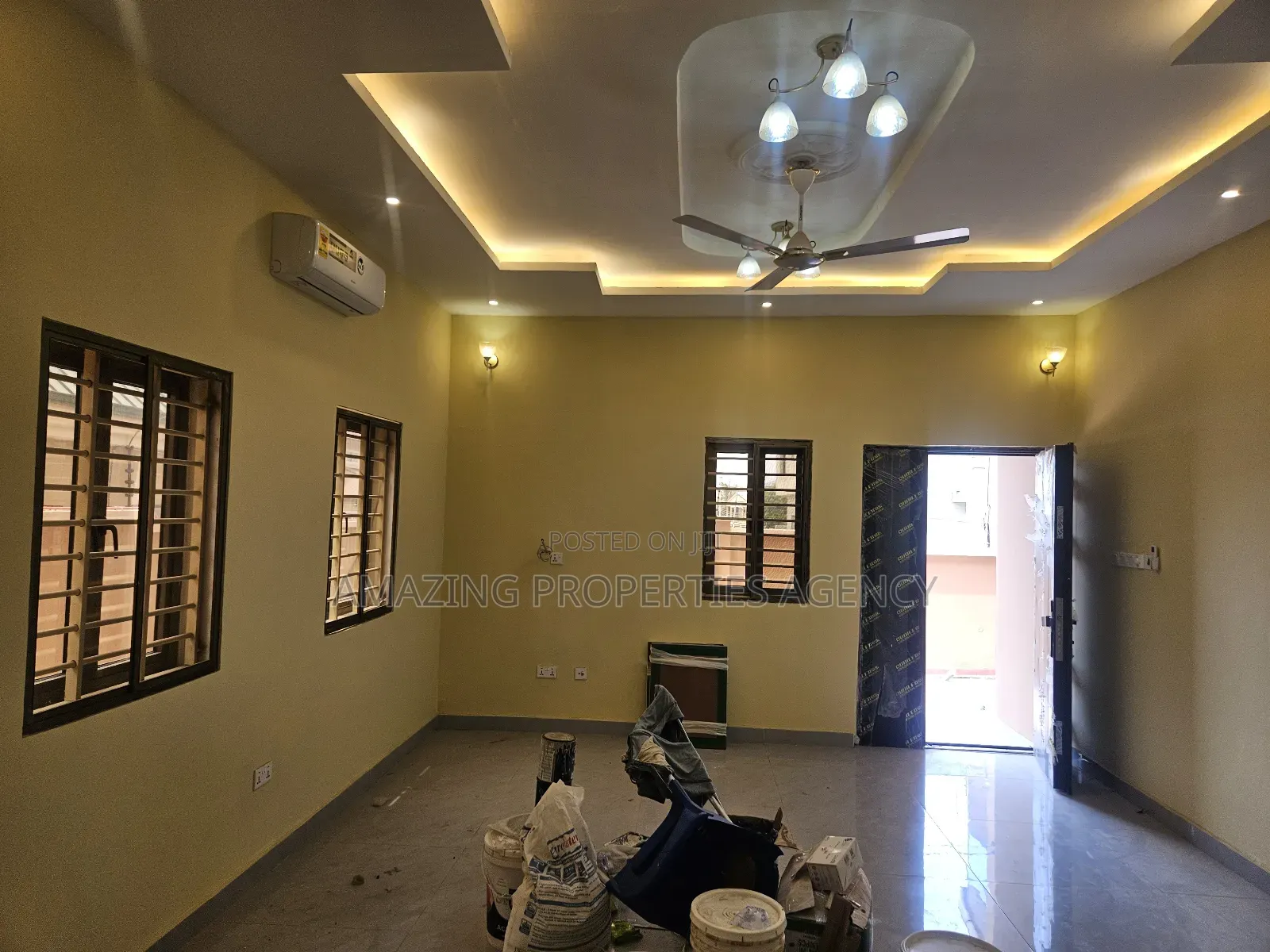 4bdrm House in Spintex Road Coastal, Baatsona Total for rent