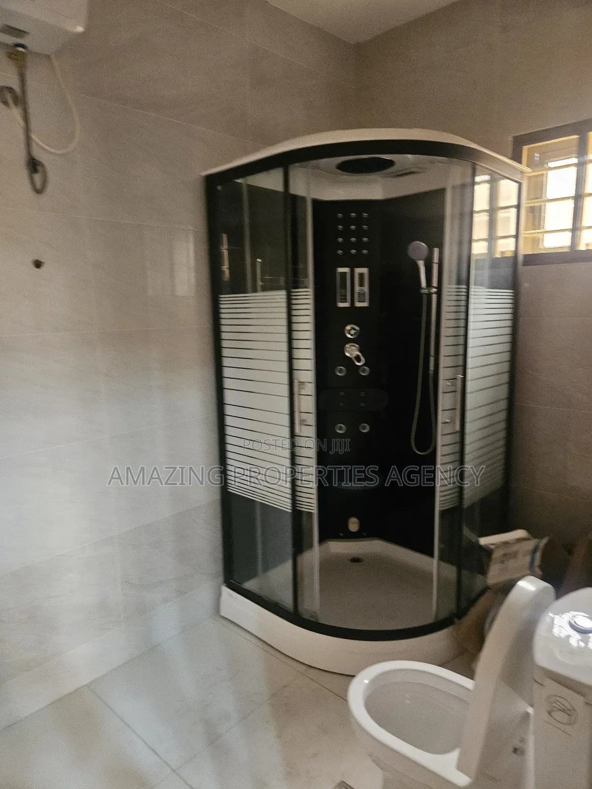 4bdrm House in Spintex Road Coastal, Baatsona Total for rent