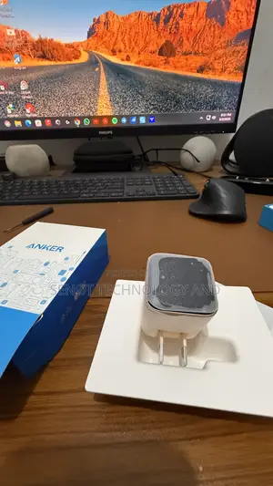 Anker Nano Smart Charger (45 Watts)