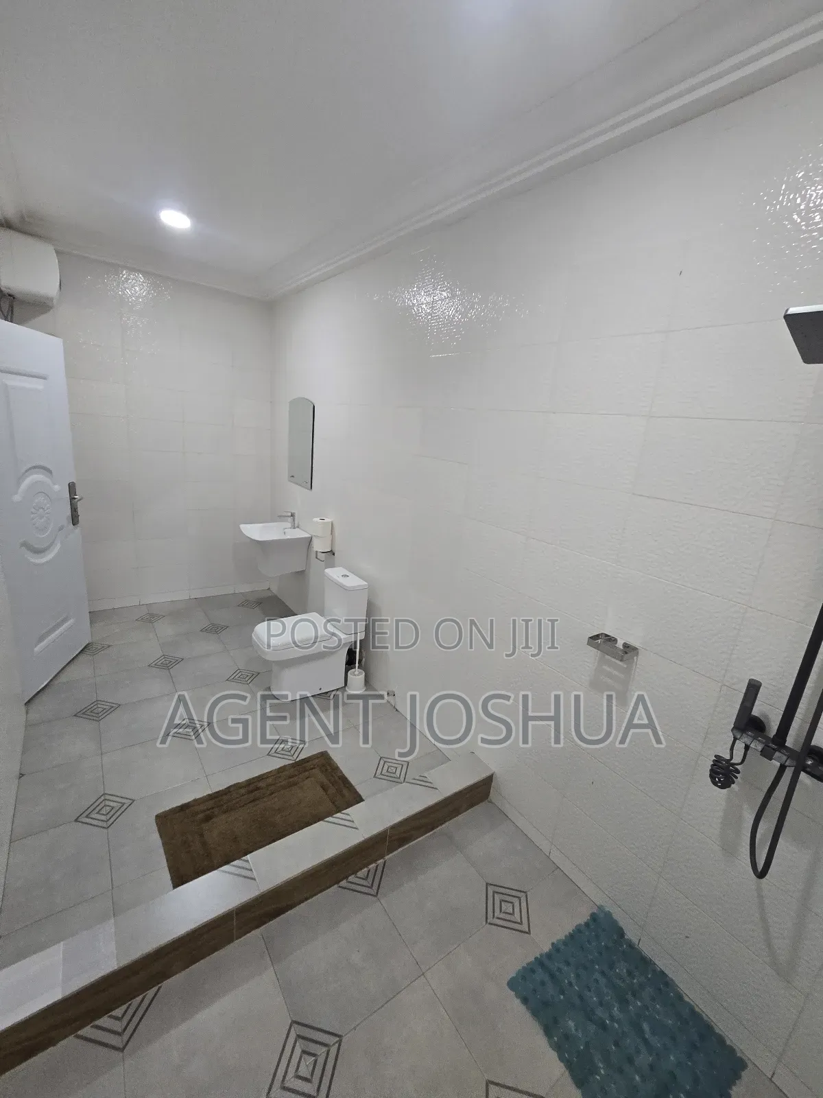 Furnished 3bdrm Apartment in Luxury Spintex, Baatsona Total for rent