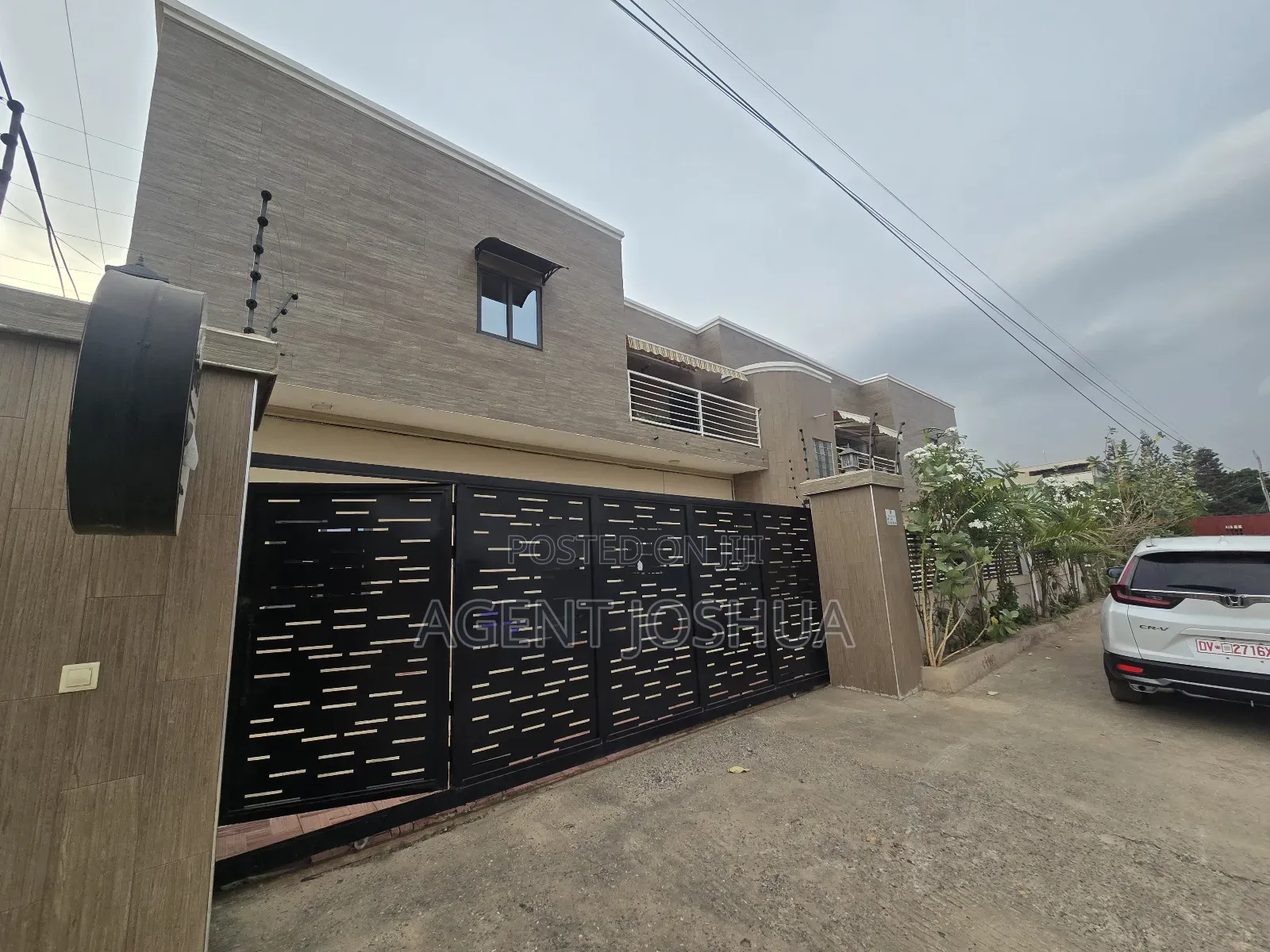 Furnished 3bdrm Apartment in Luxury Spintex, Baatsona Total for rent
