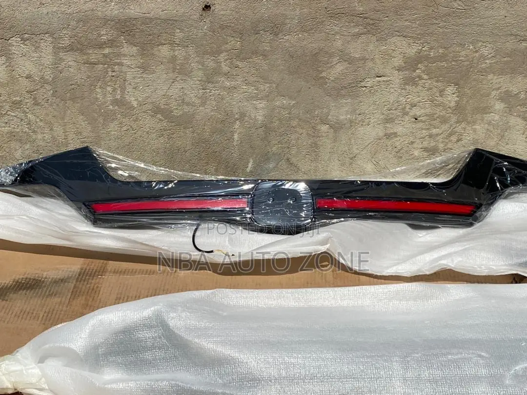Honda Accord 2018-21full Led Back Boot Spoiler Red and Smoked Type