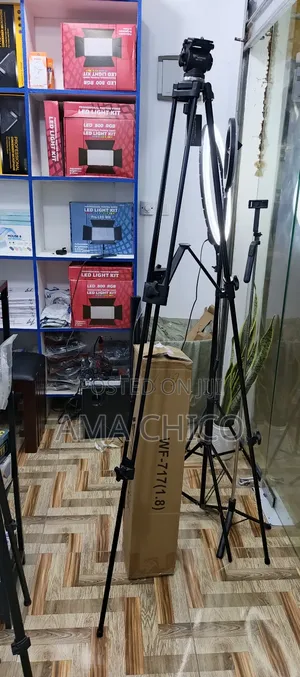 Wt -717 Heavy Duty Tripod