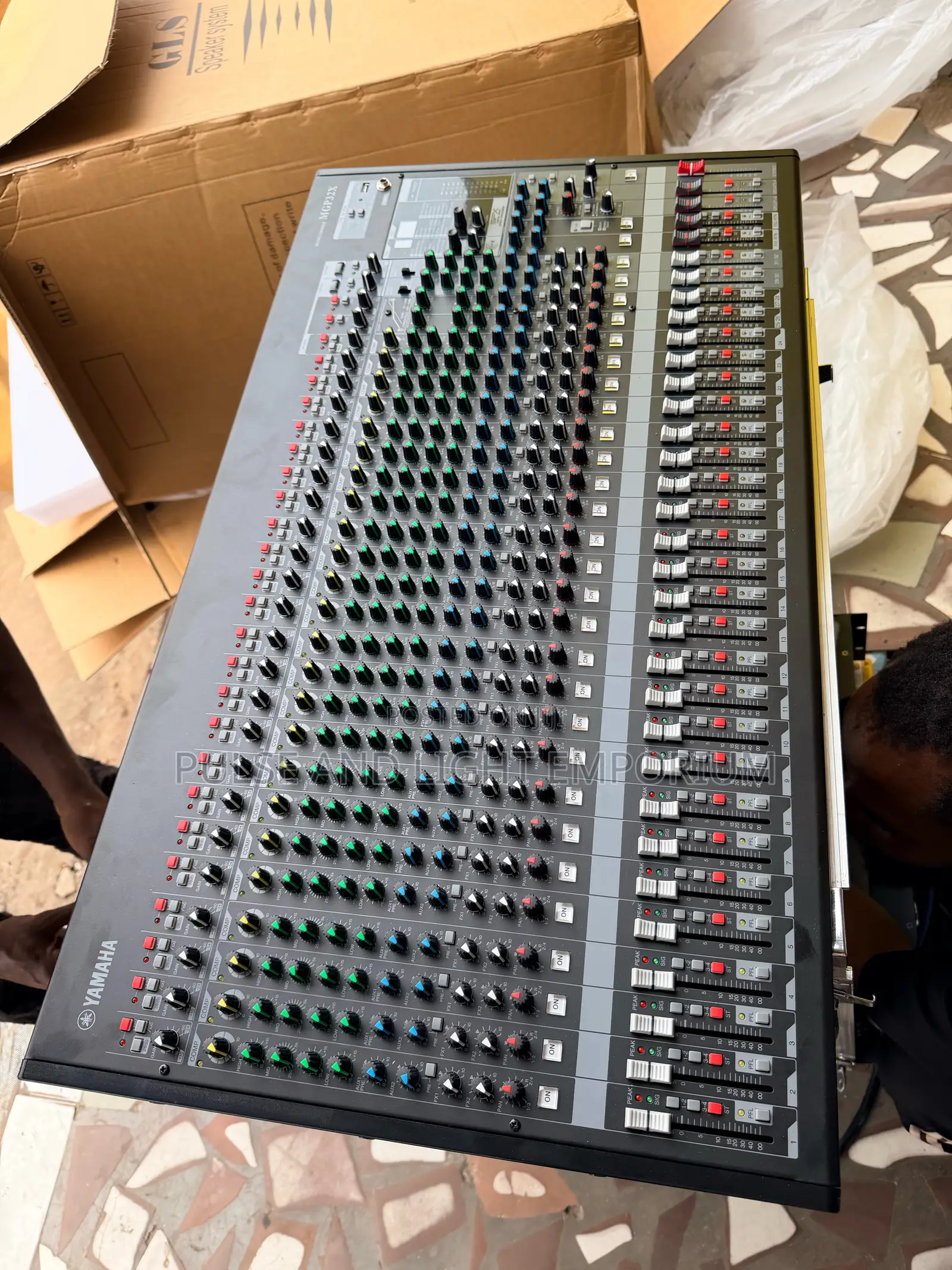 Yamaha Mgp32x, A 32-channel Premium Analog Mixing Console.