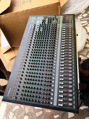 Yamaha Mgp32x, A 32-channel Premium Analog Mixing Console.