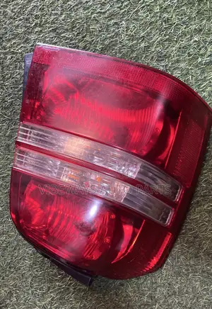 Toyota Highlander 2001-2003 Taillight Original Used Pair