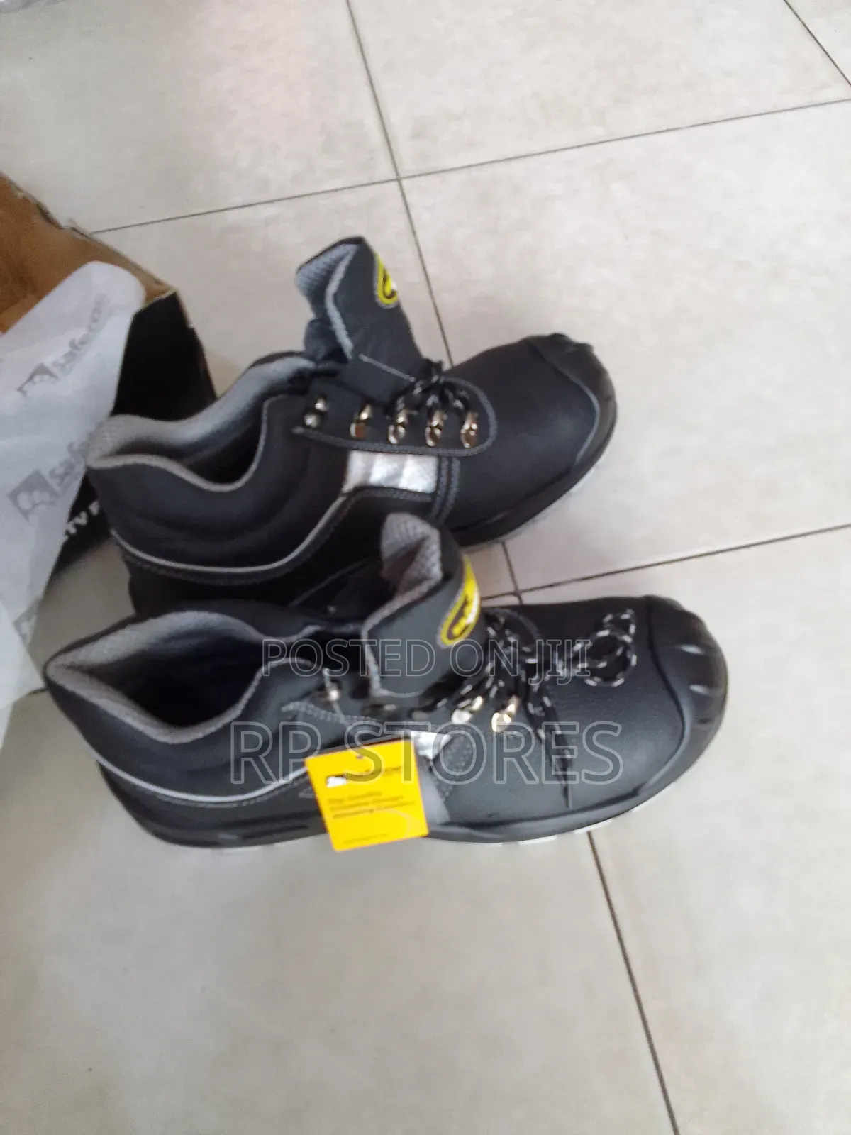 Saftey Boots 43" / Safetoe