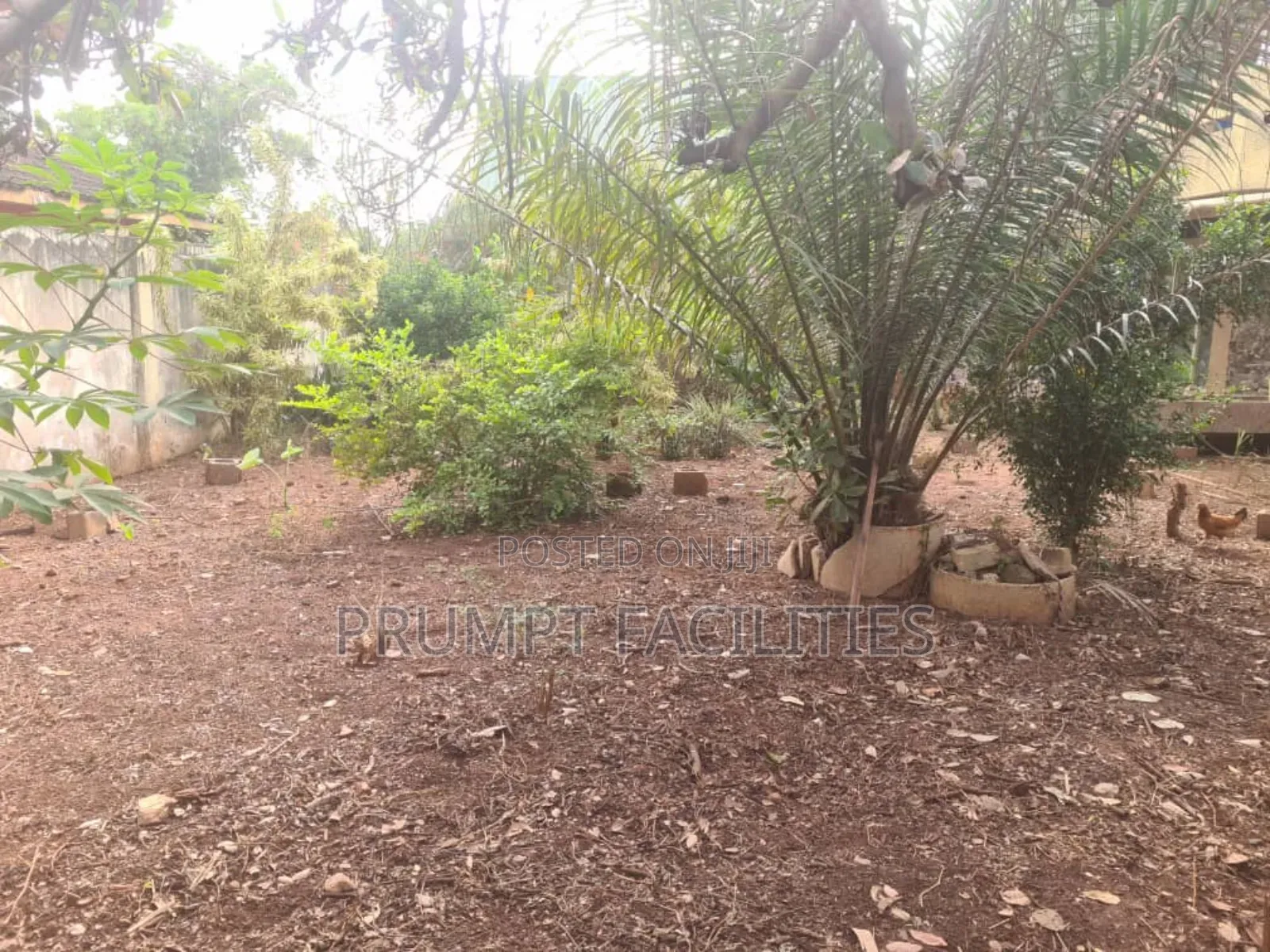 6bdrm House in Abelemkpe, Lincoln School Area for sale