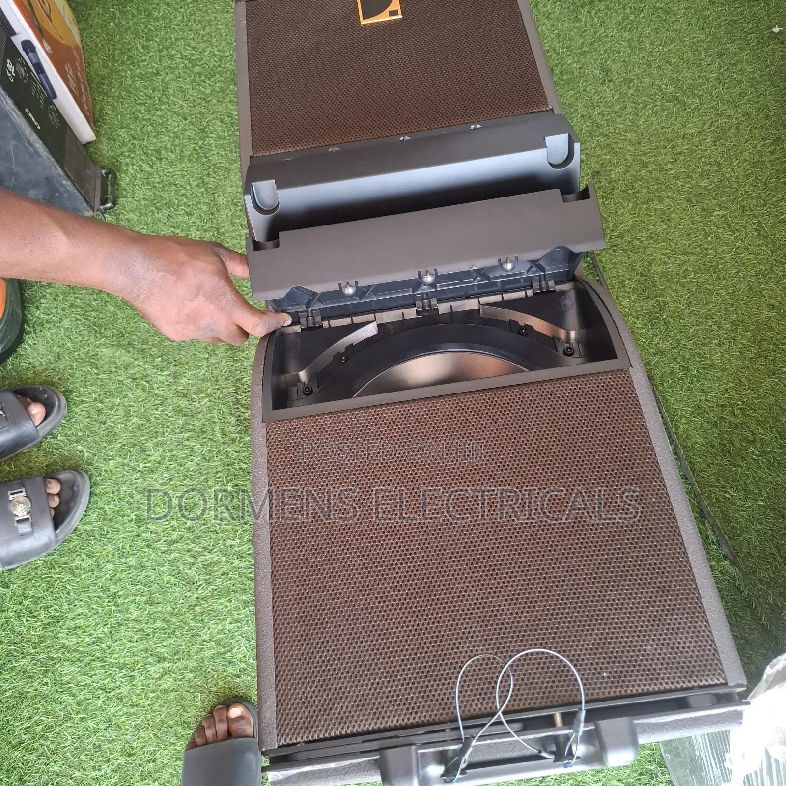 12 Inches Kara Line Array