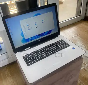 Laptop HP 17-3000 8GB Intel Core i3 HDD 1T