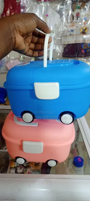Durable Plastic Lunch Box