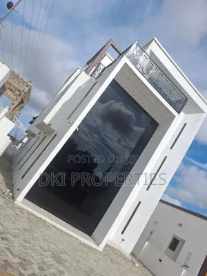 5bdrm House in Dki Properties, East Legon for sale