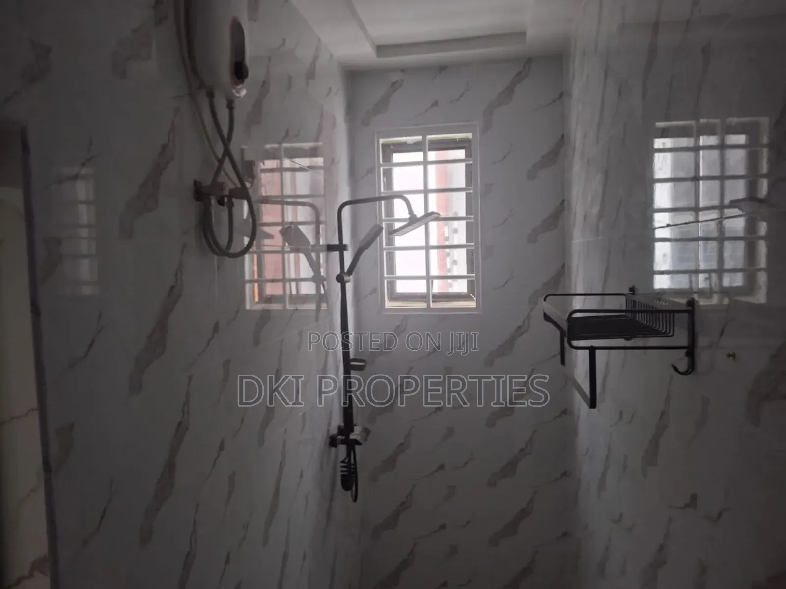 3bdrm House in Dki Properties, East Legon for sale