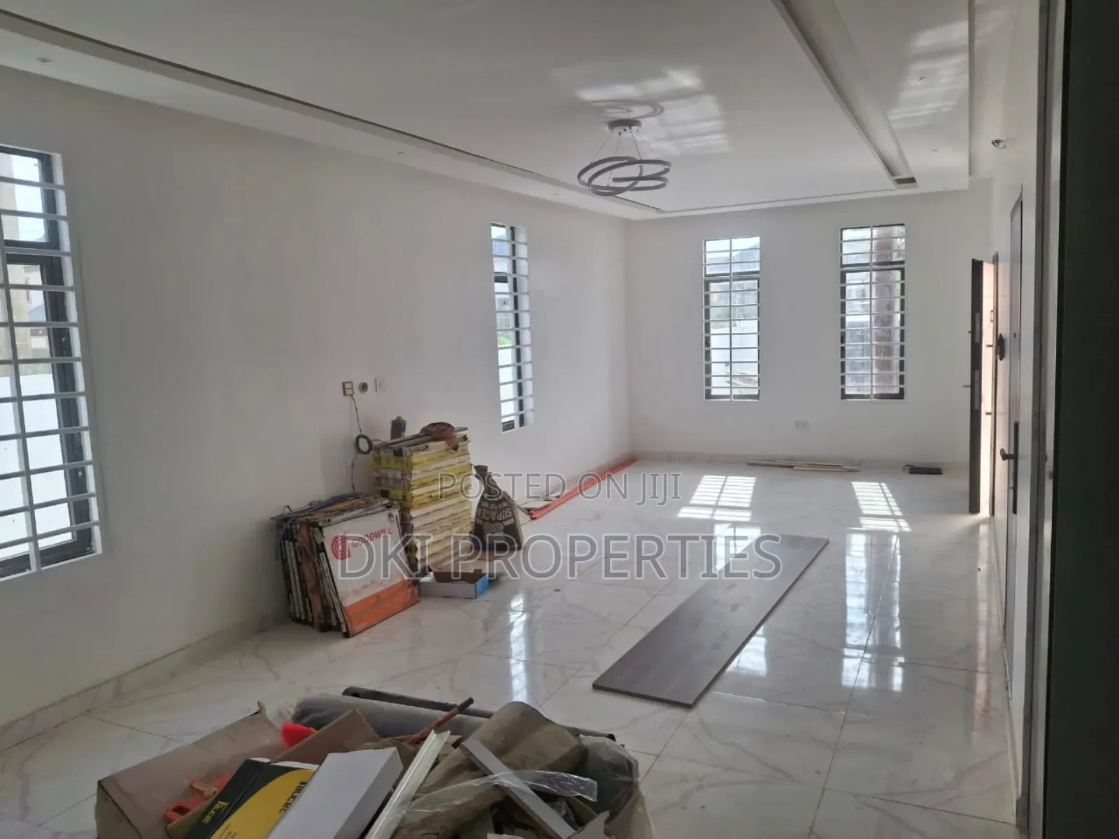 3bdrm House in Dki Properties, East Legon for sale