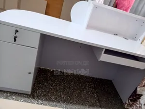 Reception Desk With Viewing Side Mirror a Crest Light