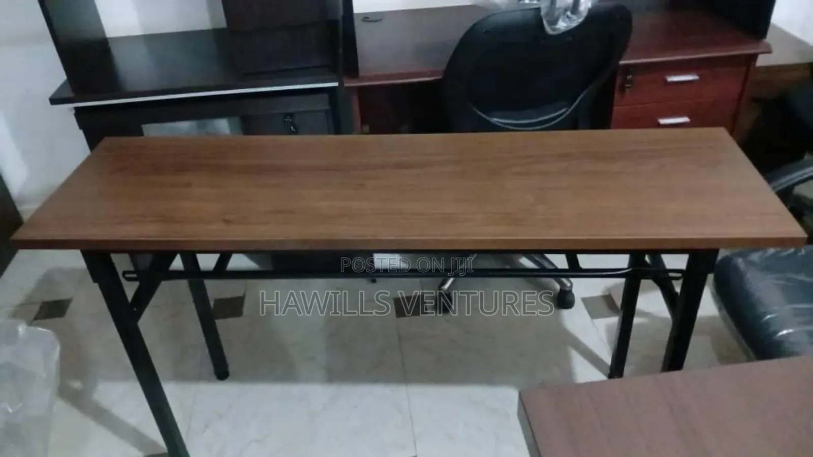 Foldable Banquet Table Featuring a Mahogany Melamine Top.