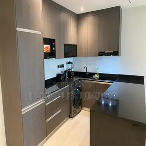 4bdrm House in North Ridge for sale