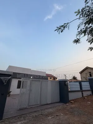 3bdrm House in Millions Properties, Achimota for sale