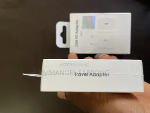 25w Pd Usb-C Super Fast Charging Adapter