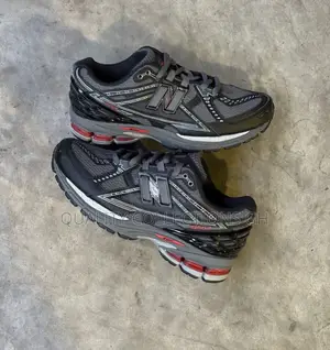 New Balance Wild