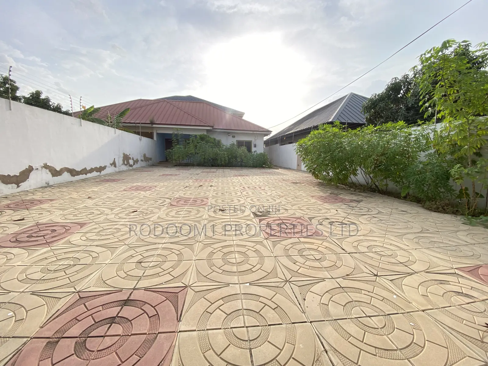 2bdrm House in Amasaman Pobiman for sale
