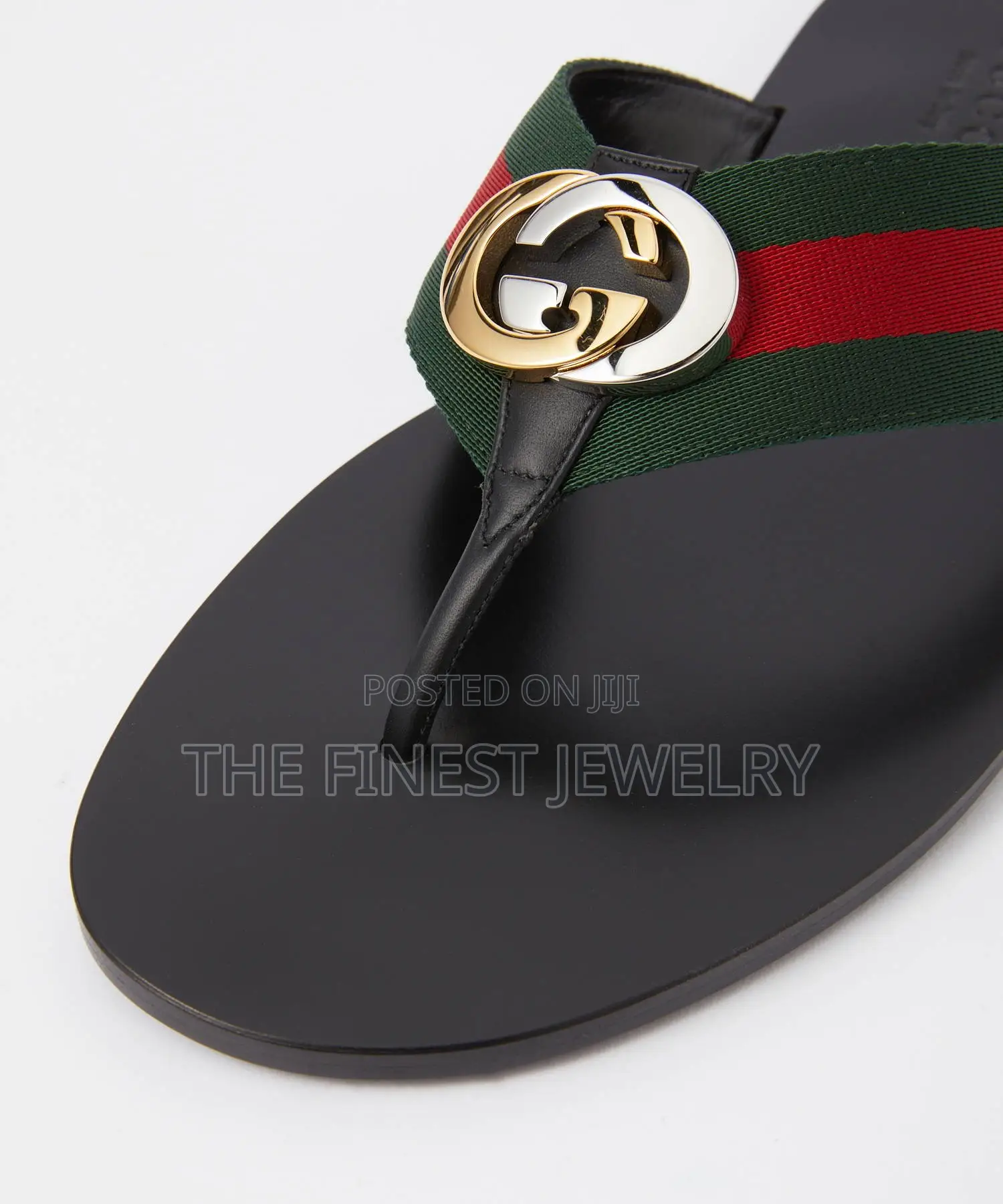 Gucci Men's Thong Sandals Featuring the Iconic Green and Red