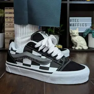 Vans Knu Skool Mega